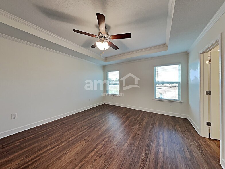 Building Photo - 1285 Tan Tara Trl