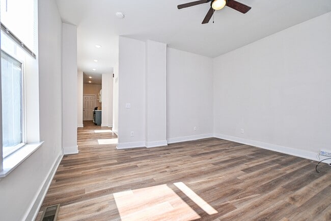 Building Photo - 4151 Chambers St