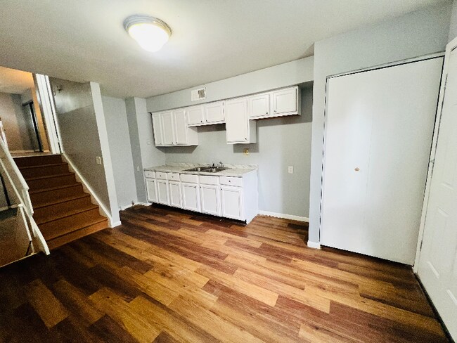 Building Photo - 8884 N 95th St