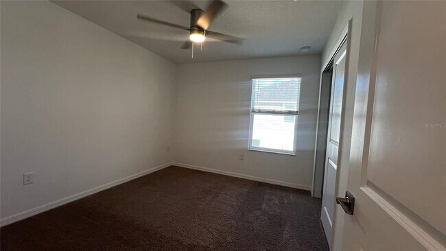 Building Photo - 692 Stoney Pointe Cir