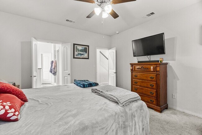 Building Photo - 7312 La Escolara Ranch Rd