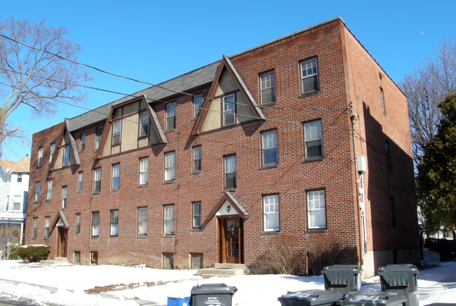 Building Photo - 34-38 Beacon St