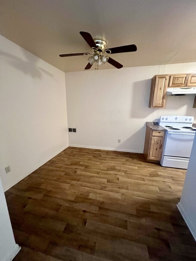 Building Photo - Three bedroom now ready