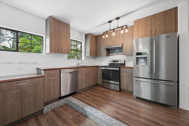 Building Photo - 3490 William Ave