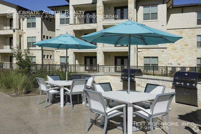 Building Photo - Lenox Springs