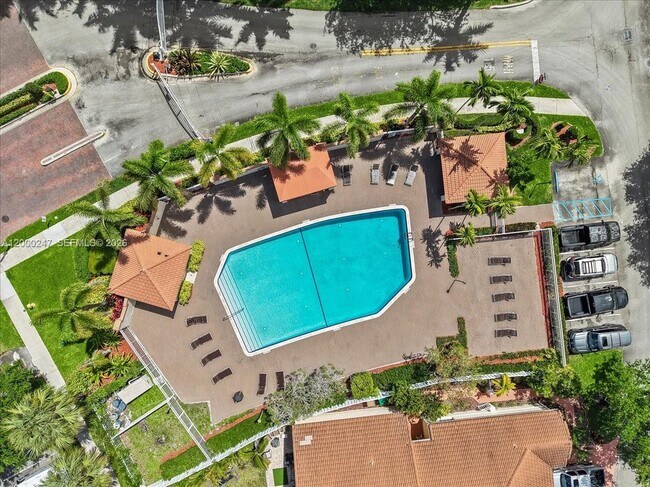 Building Photo - 15385 SW 51st St