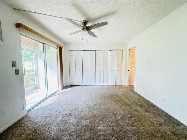 Building Photo - 129 Brighton D