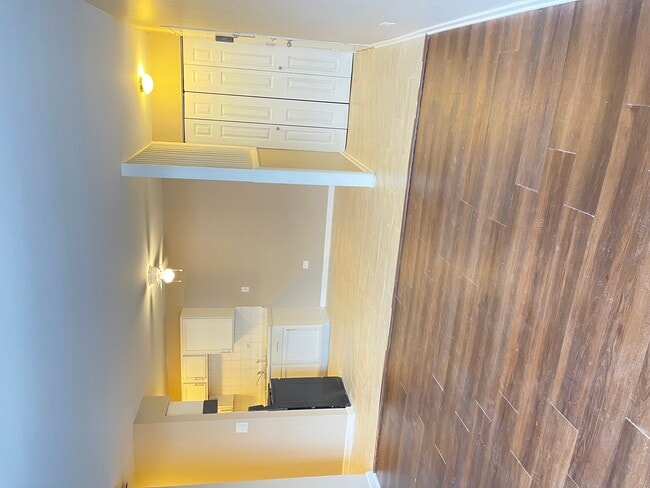 Building Photo - 1035 Higgins Quarters Dr