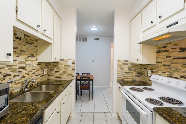 Building Photo - 7900 N Stadium Dr