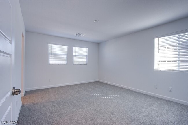Building Photo - 843 Watford Pl