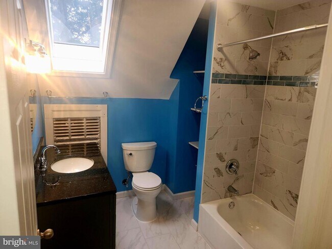 Building Photo - 538 Church Rd