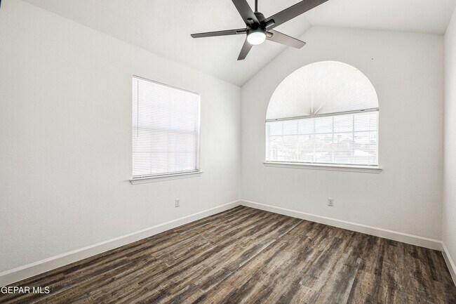 Building Photo - 1229 Diamond Cove Pl