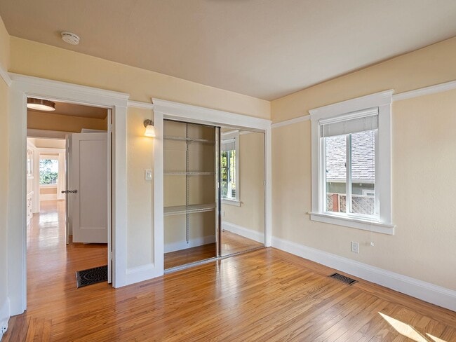 Building Photo - Updated single family home
