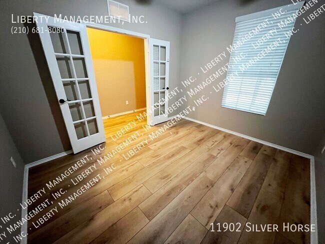 Building Photo - 11902 Silver Horse