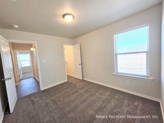 Building Photo - 1316 Hogback Wy