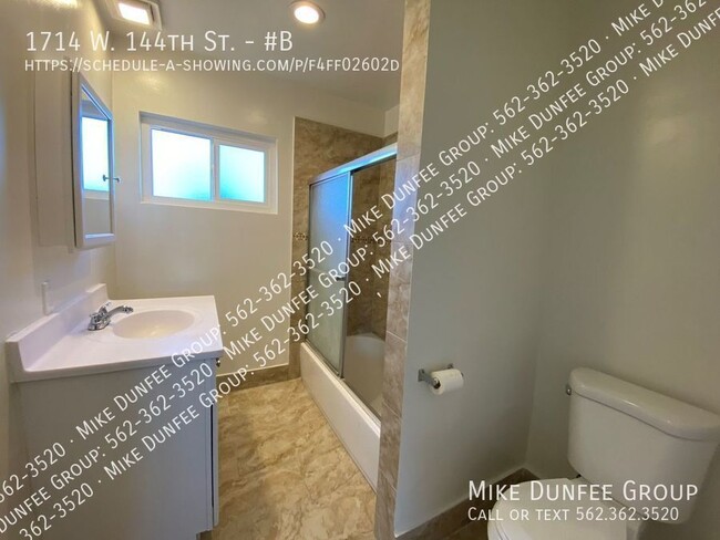 Building Photo - Gardena Newly Remodeled Two Bedroom Unit