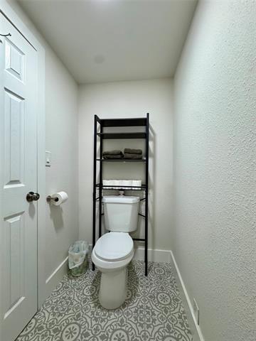 Building Photo - 889 Quail Creek Cir