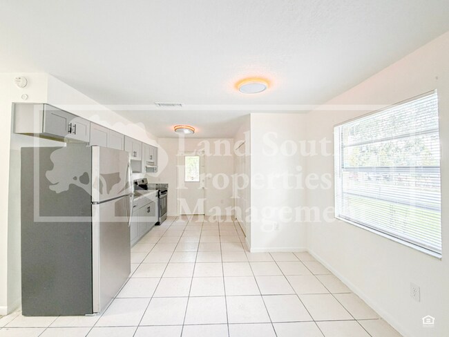 Building Photo - 1529 Unitah Ave