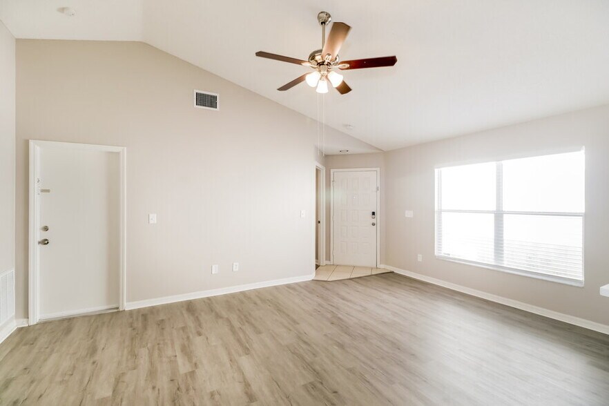 Building Photo - 22501 Crows Nest Ct