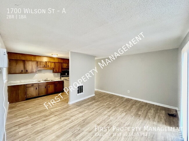 Building Photo - 1700 Wilson St