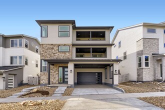 Building Photo - 10940 Stanza Ln