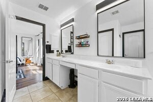 Building Photo - 1346 Nicholas Manor