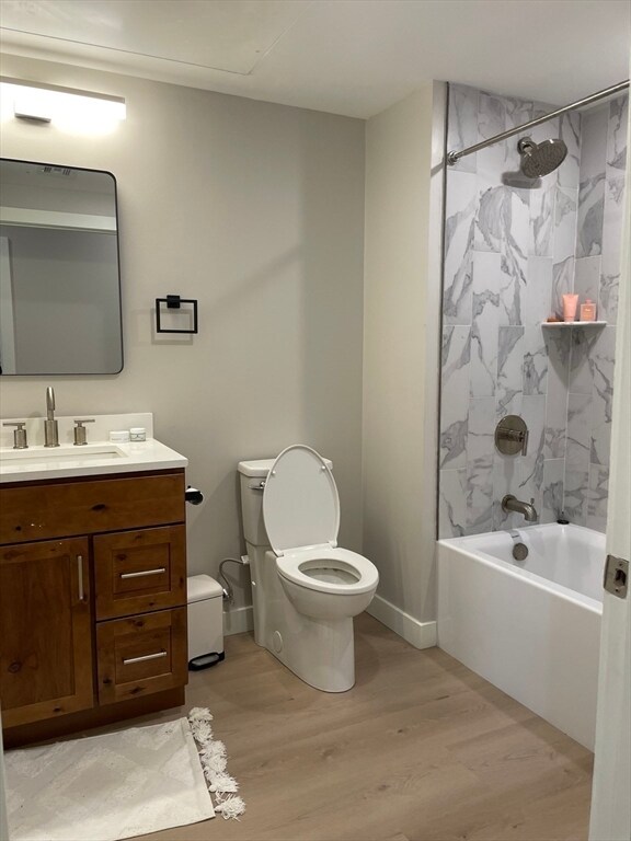 Building Photo - 400 W Broadway