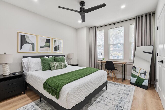 Building Photo - Luxurious 3-Bedroom Townhome in Point Breeze! Available NOW!