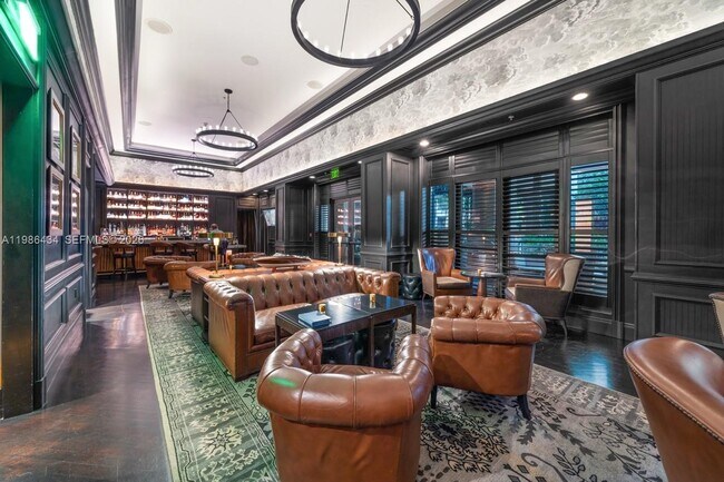 Building Photo - 3400 SW 27th Ave