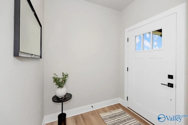 Building Photo - 10 Mountain Vis Cir