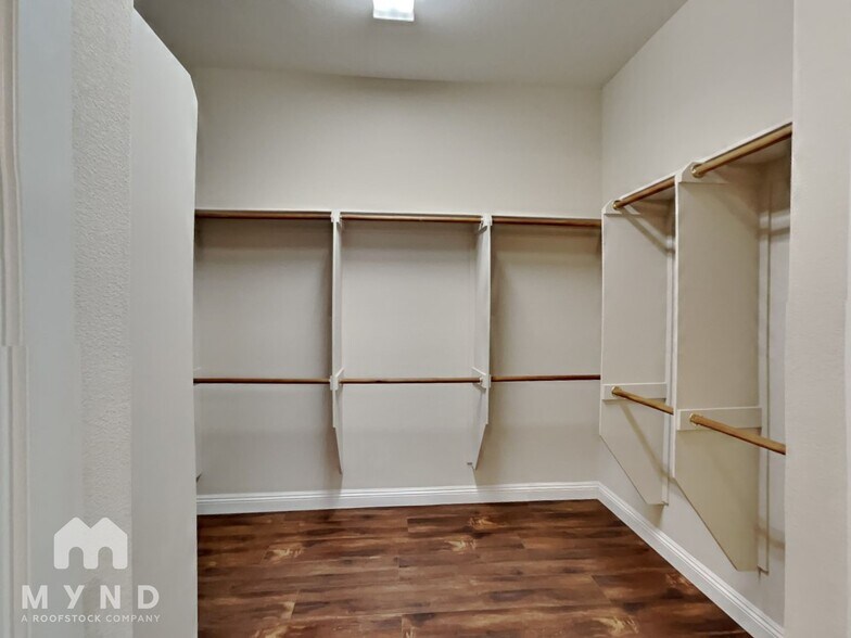 Building Photo - 11716 Feinberg Pl