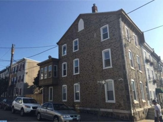 Building Photo - 181 Dupont St