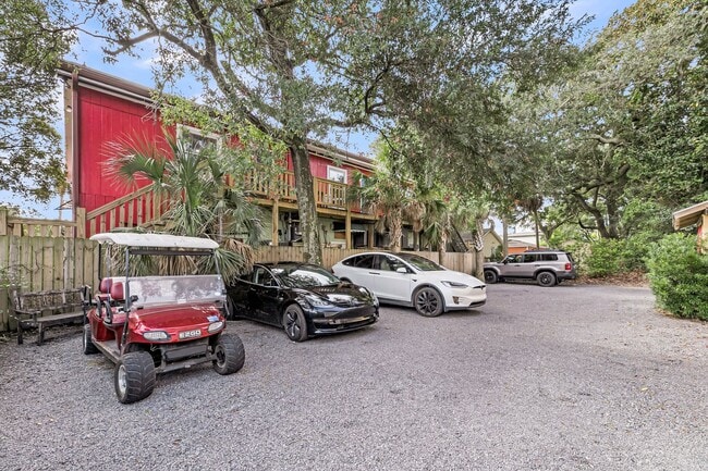 Building Photo - Folly Beach Apartment: Steps From All The Action