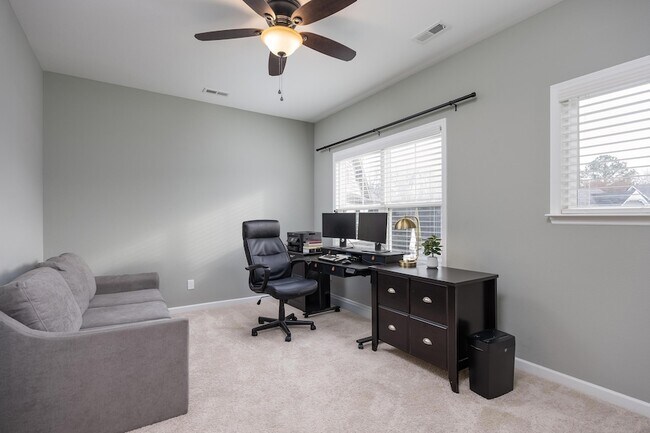 Building Photo - 1741 Timber Creek Rd NE