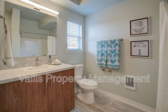 Building Photo - 13001 S Crompton Ln