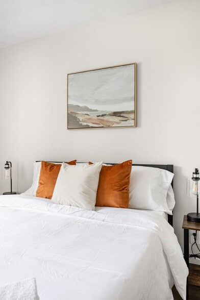 Building Photo - 8538 Gandy Ct