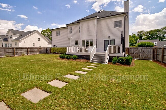 Building Photo - 7022 Cayman Ct