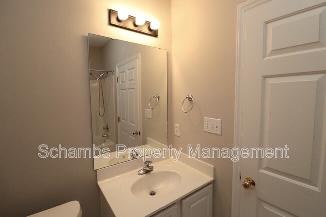 Building Photo - 2812 Kudrow Ln
