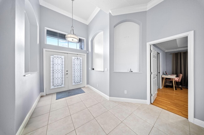 Building Photo - 5918 NW Hann Dr