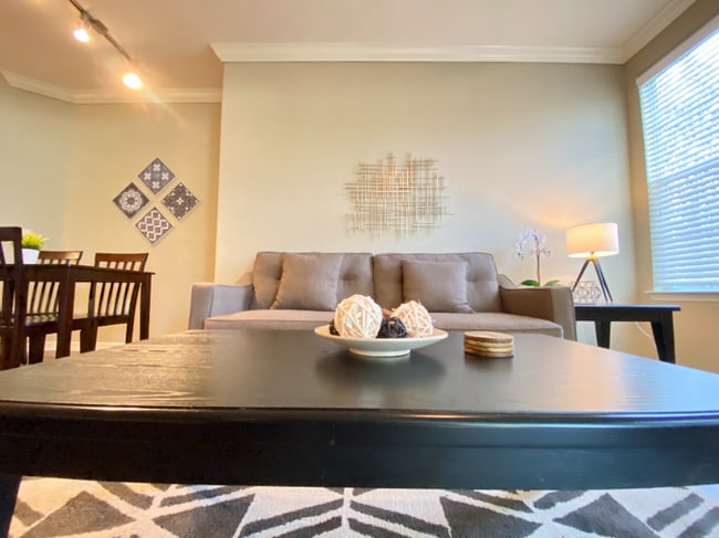 Building Photo - 2125 Sweetbroom Cir