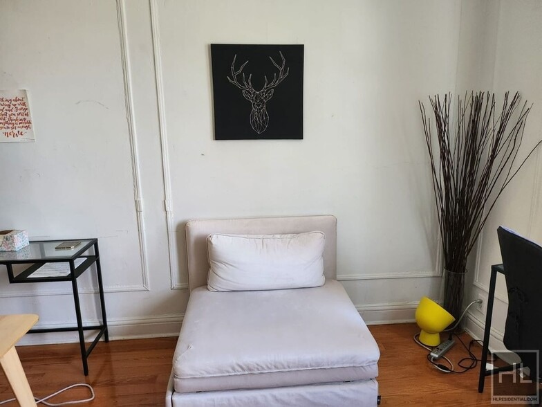 Building Photo - KINGSTON AVENUE