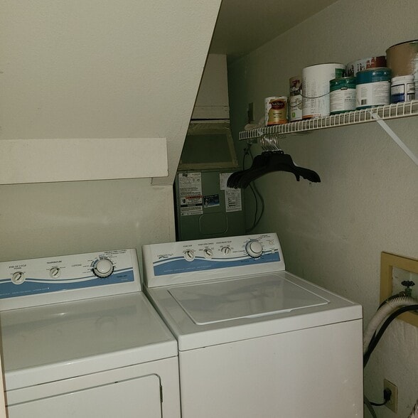 Building Photo - 3491 N Arizona Ave