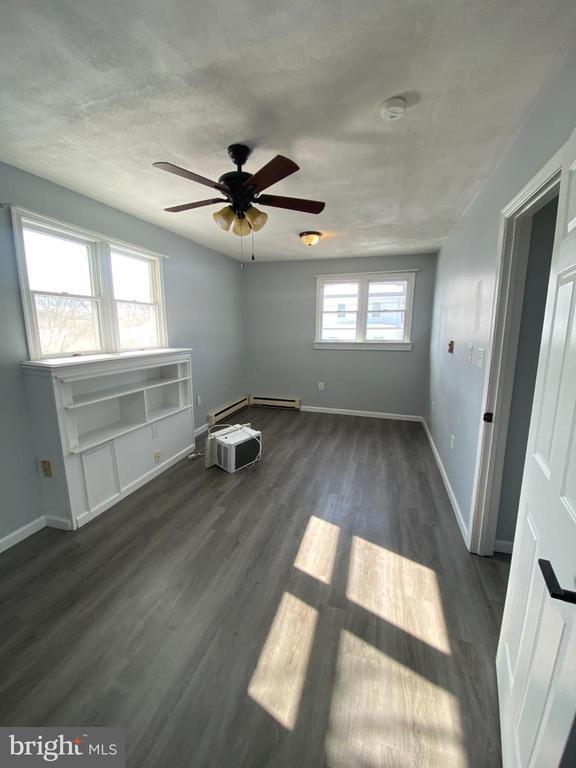 Building Photo - 95 Madison St