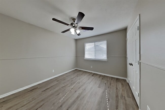 Building Photo - 4834 Elkmont Ct