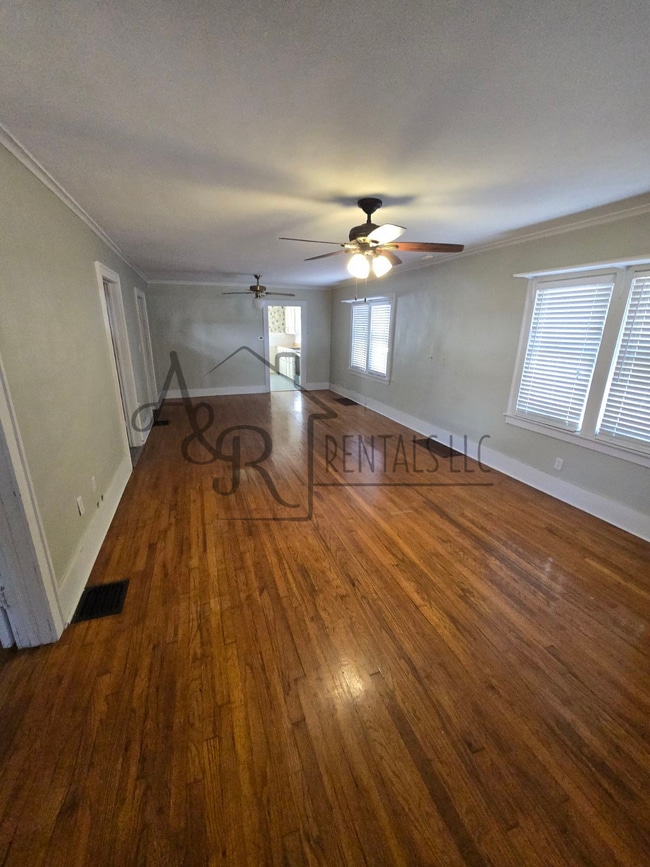 Building Photo - 1801 S Olive St