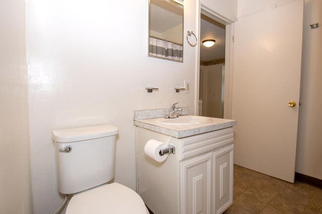 Bathroom - 2080 Cedar St