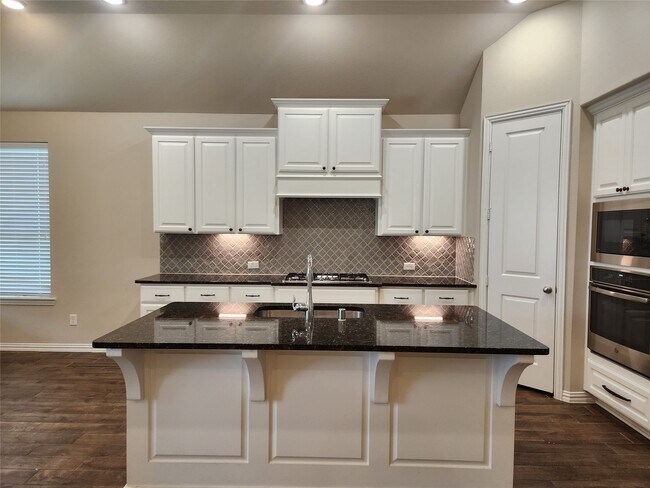 Building Photo - 23202 Brookdale Bay Ln