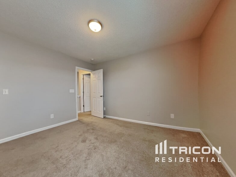 Building Photo - 7328 Brighton Hill Ln