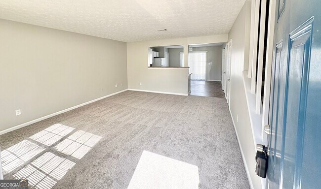 Building Photo - 408 Bainbridge Dr