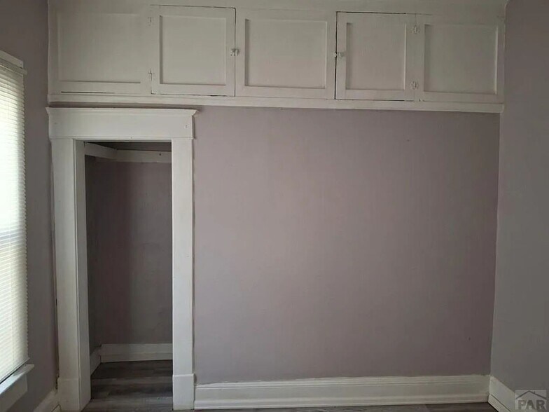 Building Photo - 410 6th St